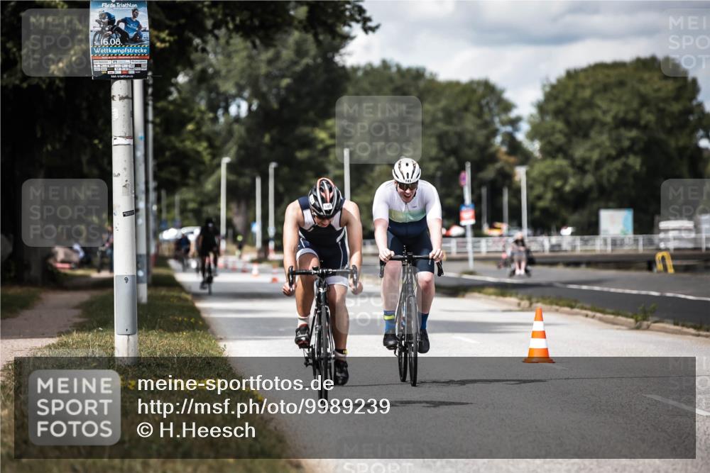 16.08.2026 - KN Förde Triathlon 2026 H.Heesch http://msf.ph/oto/9989239 16.08.2026 13:19:35 Radfahren 522, 574, 701, 716, 743 meine-sportfotos.de