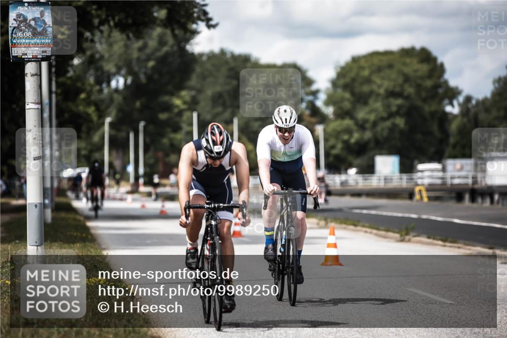 16.08.2026 - KN Förde Triathlon 2026 H.Heesch http://msf.ph/oto/9989250 16.08.2026 13:19:36 Radfahren 522, 574, 701, 743 meine-sportfotos.de