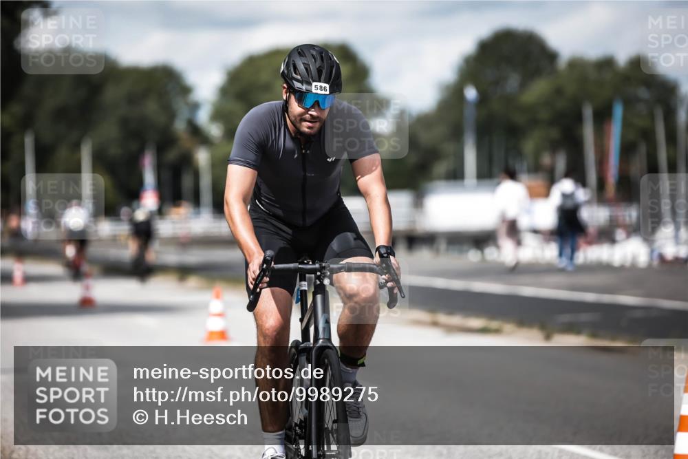 16.08.2026 - KN Förde Triathlon 2026 H.Heesch http://msf.ph/oto/9989275 16.08.2026 13:19:43 Radfahren 576, 586, 605 meine-sportfotos.de