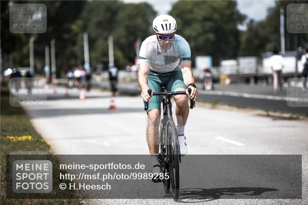 16.08.2026 - KN Förde Triathlon 2026 H.Heesch http://msf.ph/oto/9989285 16.08.2026 13:19:48 Radfahren 576, 605 meine-sportfotos.de