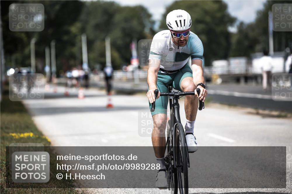 16.08.2026 - KN Förde Triathlon 2026 H.Heesch http://msf.ph/oto/9989288 16.08.2026 13:19:48 Radfahren 576, 605 meine-sportfotos.de