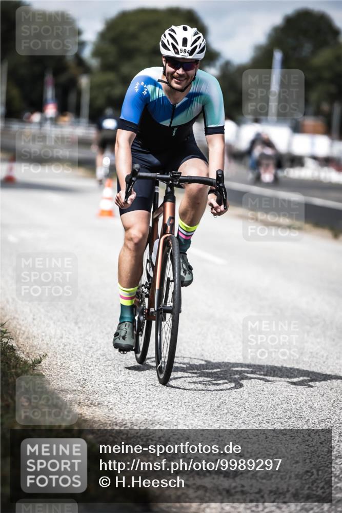 16.08.2026 - KN Förde Triathlon 2026 H.Heesch http://msf.ph/oto/9989297 16.08.2026 13:19:57 Radfahren 553, 594, 612, 733 meine-sportfotos.de
