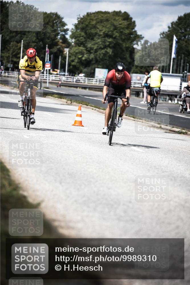 16.08.2026 - KN Förde Triathlon 2026 H.Heesch http://msf.ph/oto/9989310 16.08.2026 13:20:00 Radfahren 553, 562, 594, 612, 709, 723, 733, 737 meine-sportfotos.de
