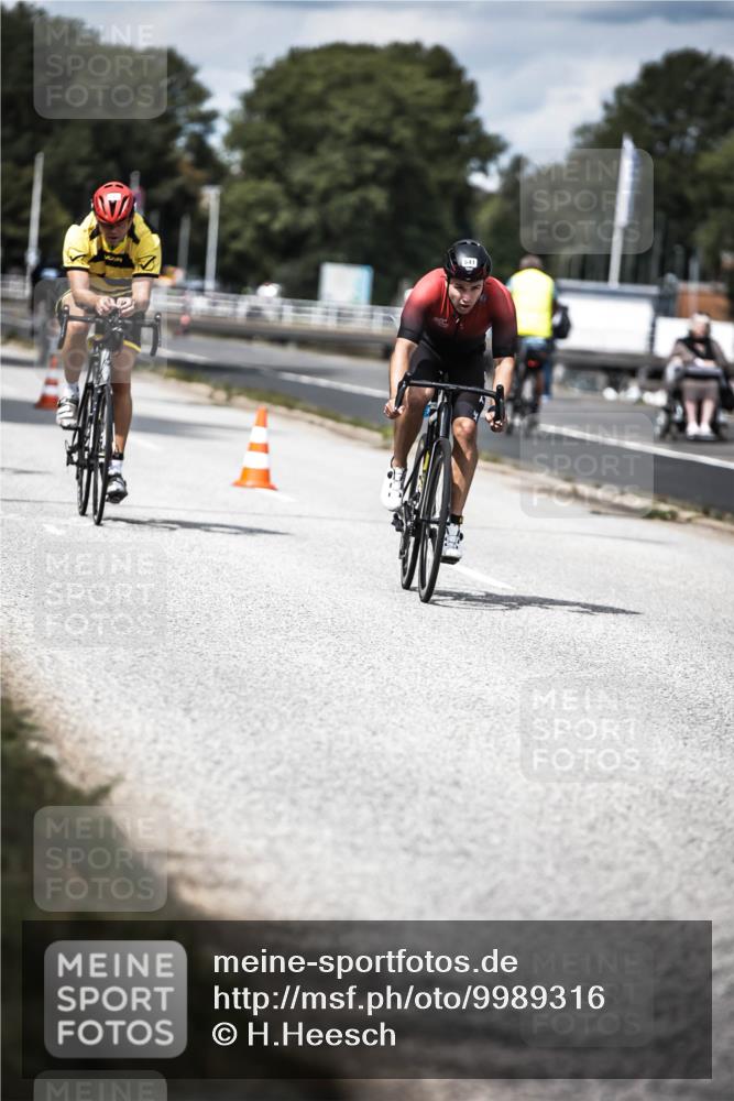 16.08.2026 - KN Förde Triathlon 2026 H.Heesch http://msf.ph/oto/9989316 16.08.2026 13:20:01 Radfahren 562, 709, 723, 733, 737 meine-sportfotos.de