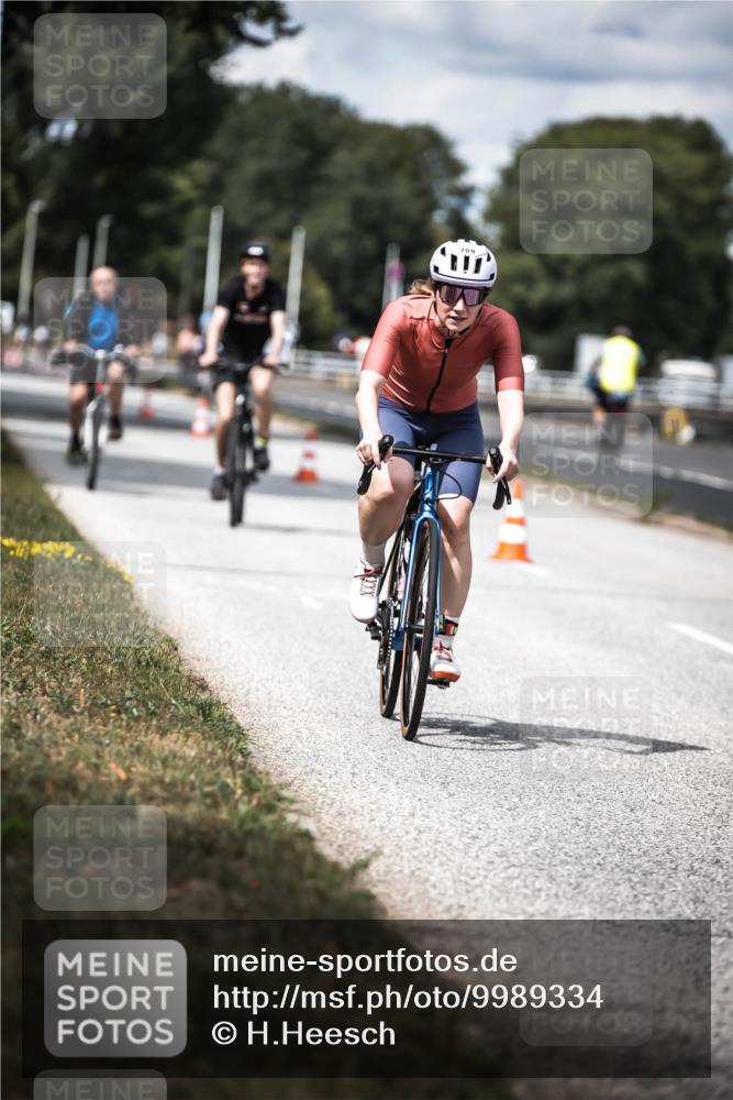 16.08.2026 - KN Förde Triathlon 2026 H.Heesch http://msf.ph/oto/9989334 16.08.2026 13:20:04 Radfahren 532, 562, 591, 709, 723, 737 meine-sportfotos.de