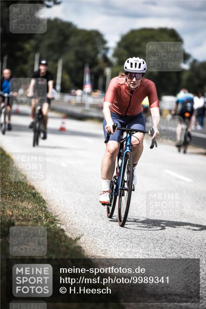 16.08.2026 - KN Förde Triathlon 2026 H.Heesch http://msf.ph/oto/9989341 16.08.2026 13:20:04 Radfahren 532, 562, 591, 709, 723, 737 meine-sportfotos.de