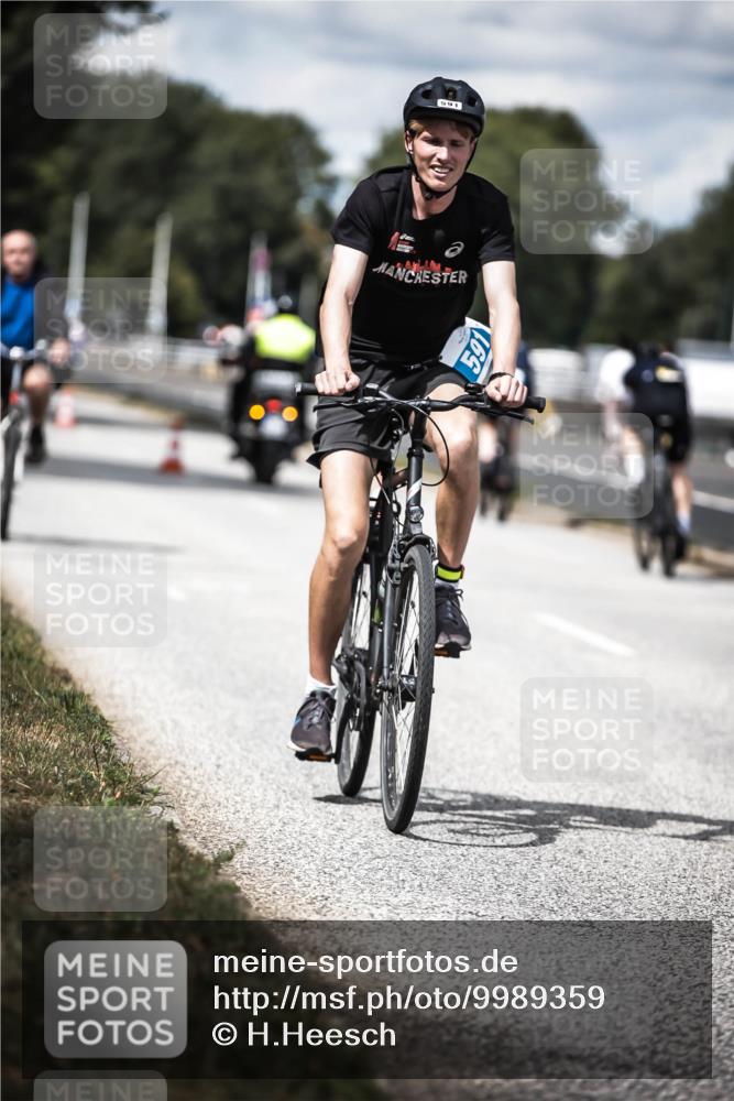 16.08.2026 - KN Förde Triathlon 2026 H.Heesch http://msf.ph/oto/9989359 16.08.2026 13:20:07 Radfahren 532, 562, 591, 709, 737 meine-sportfotos.de