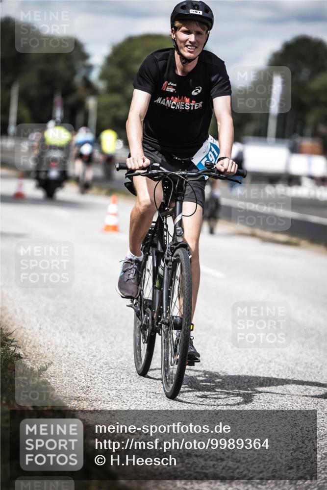 16.08.2026 - KN Förde Triathlon 2026 H.Heesch http://msf.ph/oto/9989364 16.08.2026 13:20:07 Radfahren 532, 562, 591, 709, 737 meine-sportfotos.de