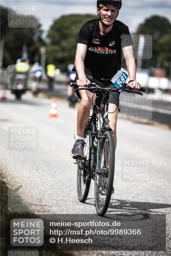 16.08.2026 - KN Förde Triathlon 2026 H.Heesch http://msf.ph/oto/9989366 16.08.2026 13:20:07 Radfahren 532, 562, 591, 709, 737 meine-sportfotos.de
