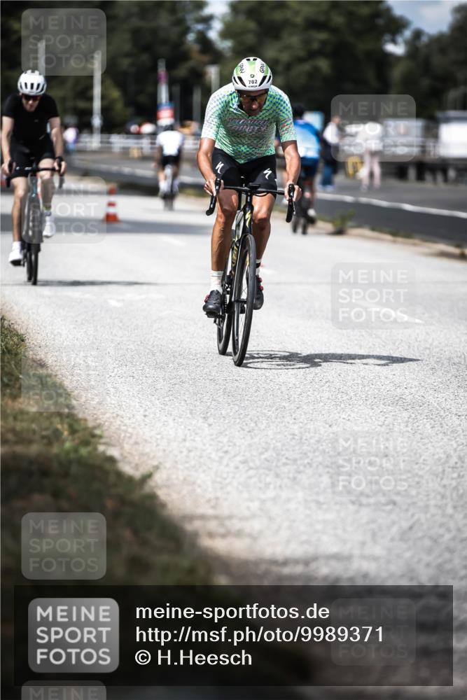 16.08.2026 - KN Förde Triathlon 2026 H.Heesch http://msf.ph/oto/9989371 16.08.2026 13:20:27 Radfahren 556 meine-sportfotos.de