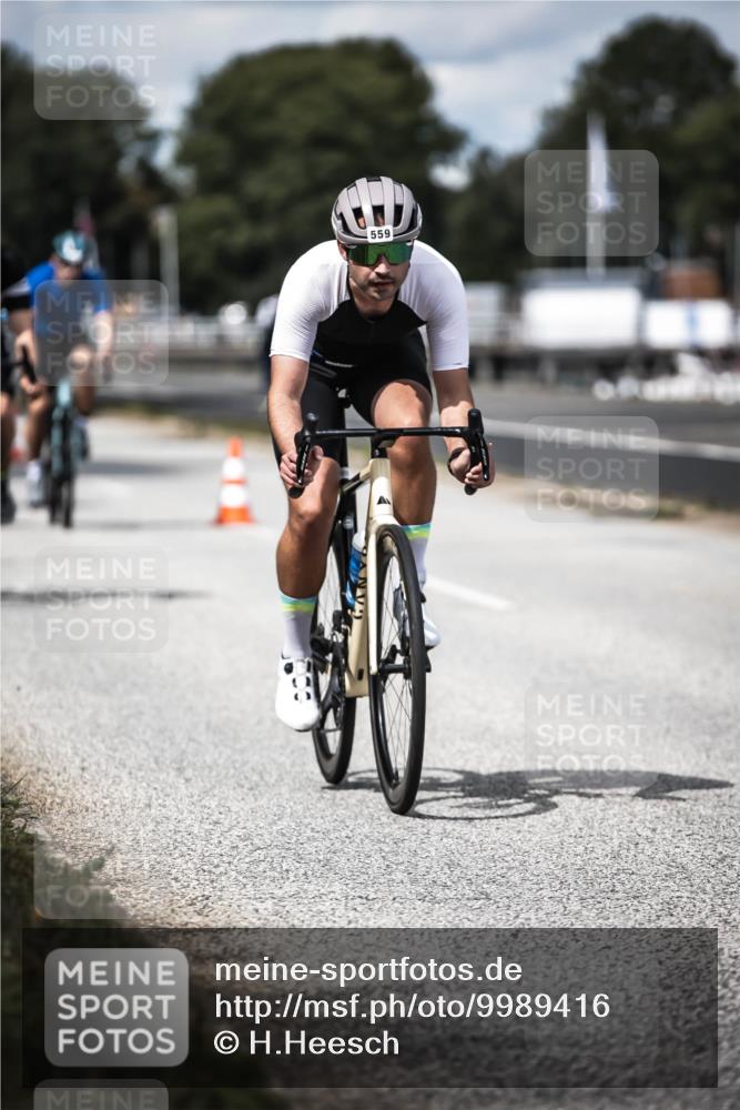 16.08.2026 - KN Förde Triathlon 2026 H.Heesch http://msf.ph/oto/9989416 16.08.2026 13:20:55 Radfahren 544, 581, 589, 602, 607, 720 meine-sportfotos.de