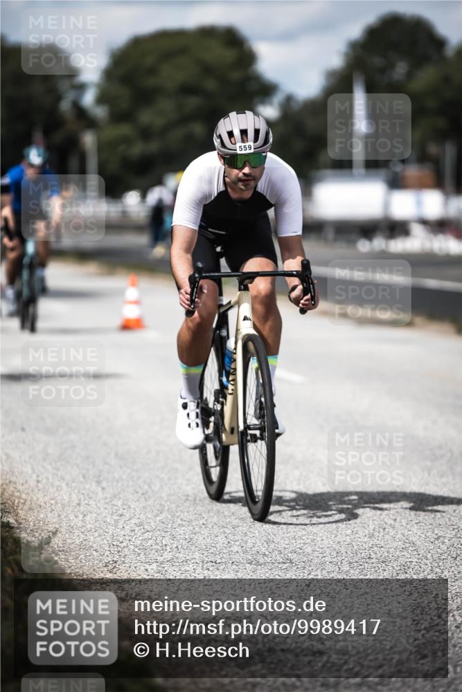 16.08.2026 - KN Förde Triathlon 2026 H.Heesch http://msf.ph/oto/9989417 16.08.2026 13:20:55 Radfahren 544, 581, 589, 602, 607, 720 meine-sportfotos.de
