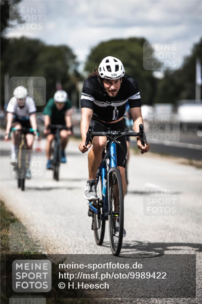 16.08.2026 - KN Förde Triathlon 2026 H.Heesch http://msf.ph/oto/9989422 16.08.2026 13:20:56 Radfahren 544, 581, 589, 602, 607, 720 meine-sportfotos.de