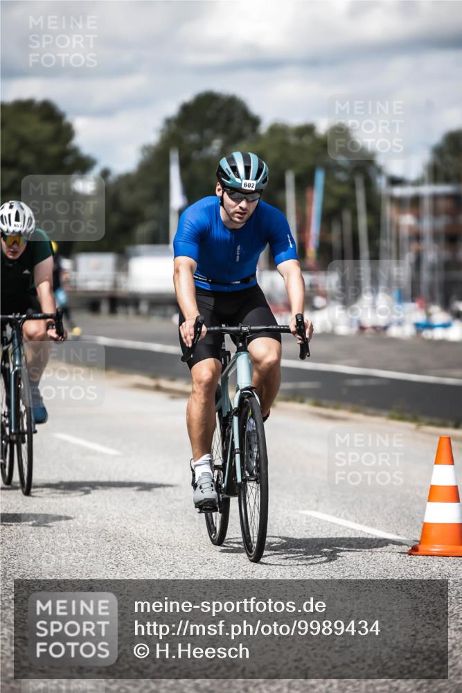 16.08.2026 - KN Förde Triathlon 2026 H.Heesch http://msf.ph/oto/9989434 16.08.2026 13:20:57 Radfahren 544, 581, 602, 607, 720 meine-sportfotos.de