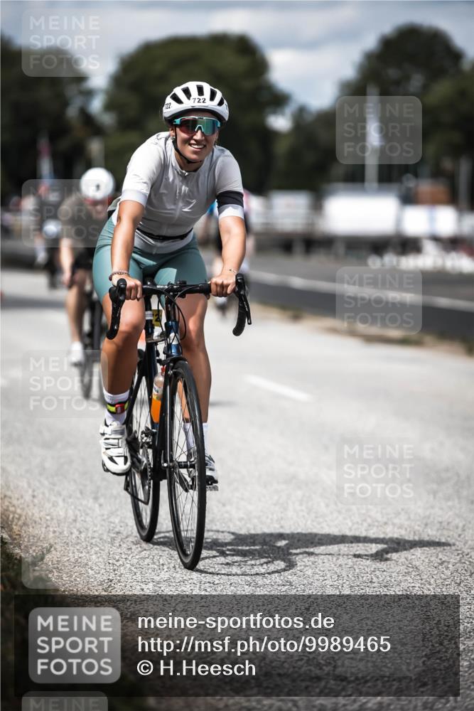 16.08.2026 - KN Förde Triathlon 2026 H.Heesch http://msf.ph/oto/9989465 16.08.2026 13:21:04 Radfahren 568, 572, 578, 596, 722, 729, 746 meine-sportfotos.de