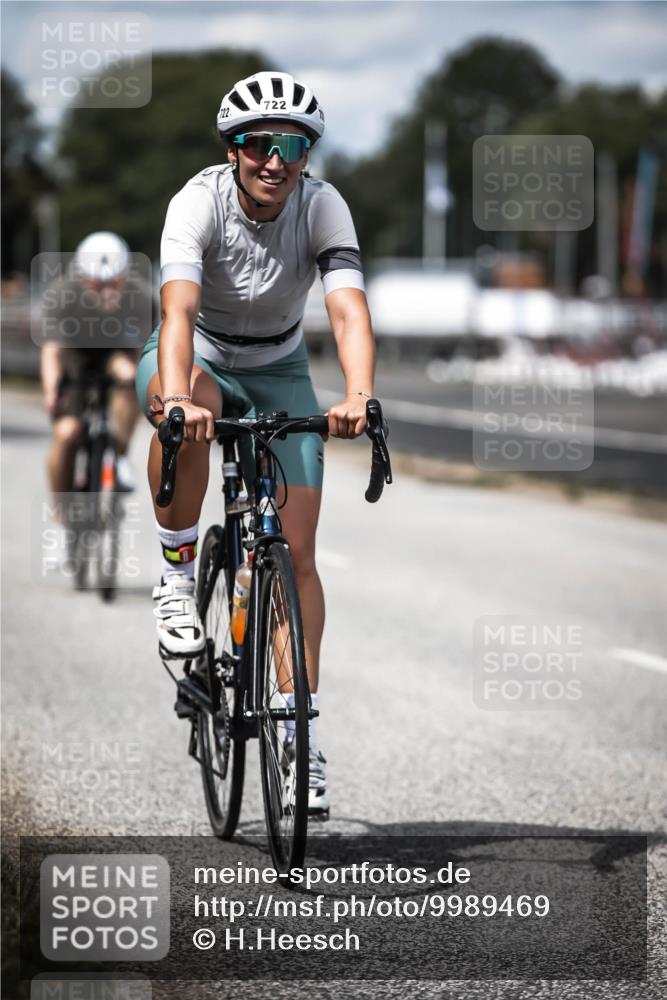 16.08.2026 - KN Förde Triathlon 2026 H.Heesch http://msf.ph/oto/9989469 16.08.2026 13:21:04 Radfahren 568, 572, 578, 596, 722, 729, 746 meine-sportfotos.de