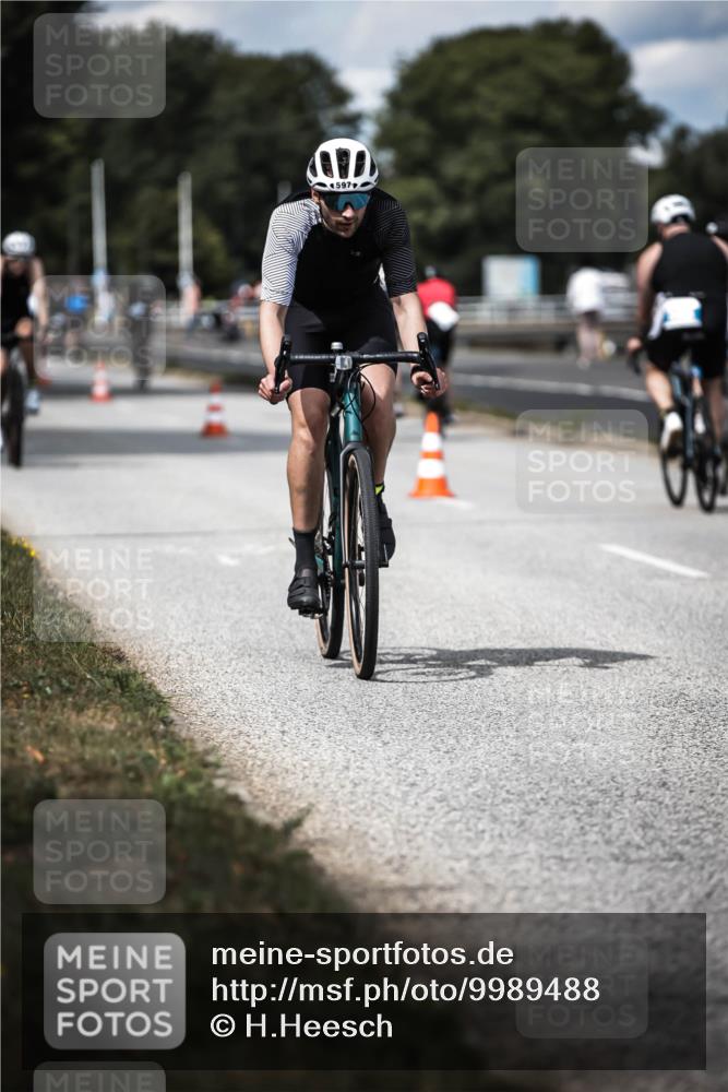 16.08.2026 - KN Förde Triathlon 2026 H.Heesch http://msf.ph/oto/9989488 16.08.2026 13:21:14 Radfahren 597, 603, 608, 703, 747 meine-sportfotos.de