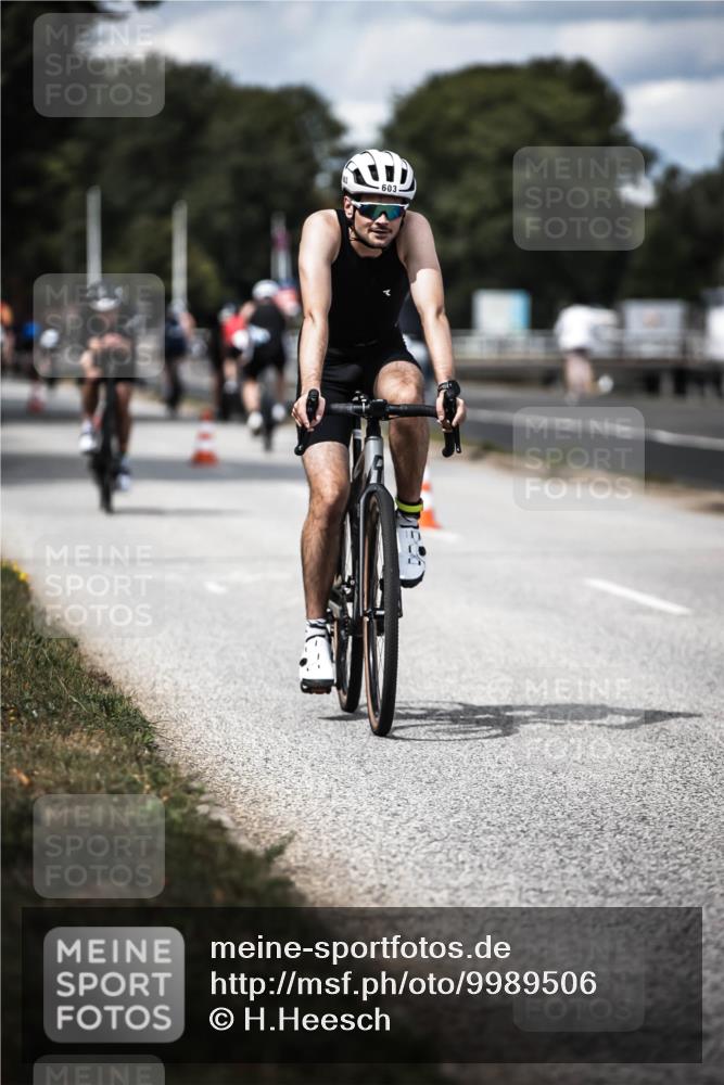 16.08.2026 - KN Förde Triathlon 2026 H.Heesch http://msf.ph/oto/9989506 16.08.2026 13:21:17 Radfahren 592, 597, 603, 608, 703 meine-sportfotos.de