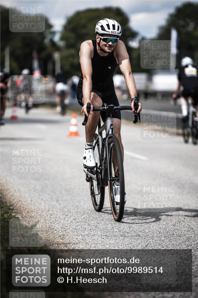 16.08.2026 - KN Förde Triathlon 2026 H.Heesch http://msf.ph/oto/9989514 16.08.2026 13:21:18 Radfahren 592, 597, 603, 608, 703 meine-sportfotos.de