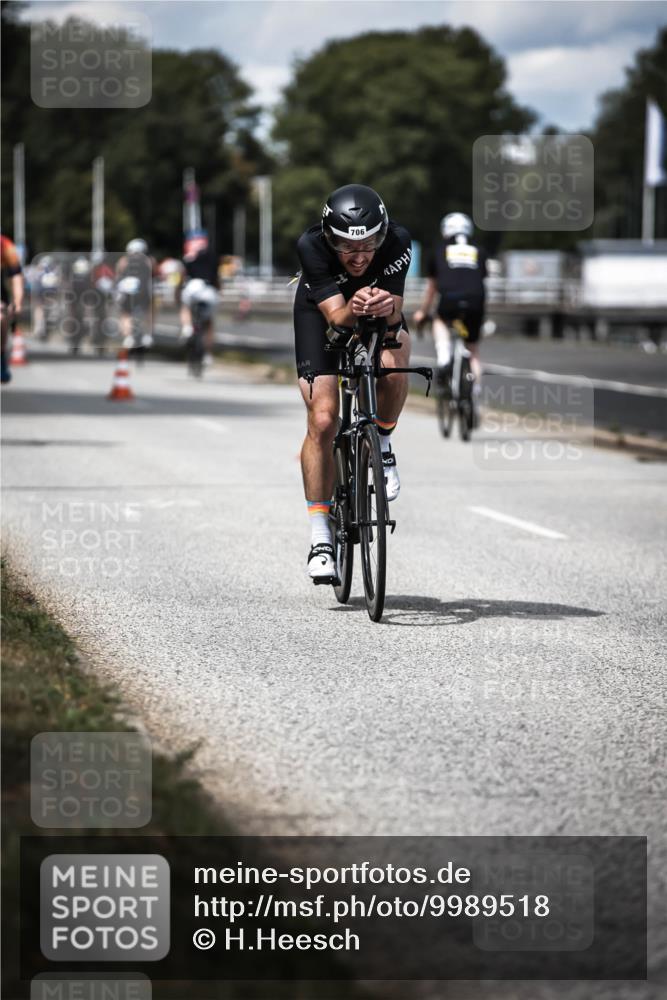 16.08.2026 - KN Förde Triathlon 2026 H.Heesch http://msf.ph/oto/9989518 16.08.2026 13:21:19 Radfahren 592, 603, 608, 703 meine-sportfotos.de