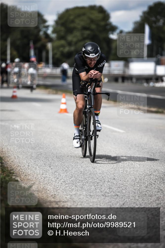 16.08.2026 - KN Förde Triathlon 2026 H.Heesch http://msf.ph/oto/9989521 16.08.2026 13:21:19 Radfahren 592, 603, 608, 703 meine-sportfotos.de
