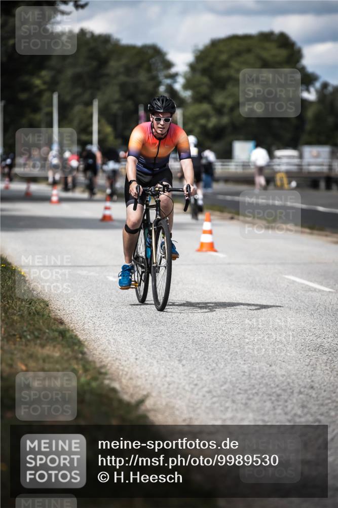 16.08.2026 - KN Förde Triathlon 2026 H.Heesch http://msf.ph/oto/9989530 16.08.2026 13:21:21 Radfahren 592, 603, 703 meine-sportfotos.de