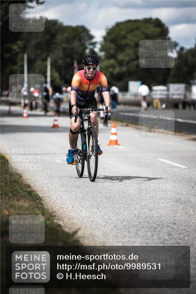 16.08.2026 - KN Förde Triathlon 2026 H.Heesch http://msf.ph/oto/9989531 16.08.2026 13:21:21 Radfahren 592, 603, 703 meine-sportfotos.de