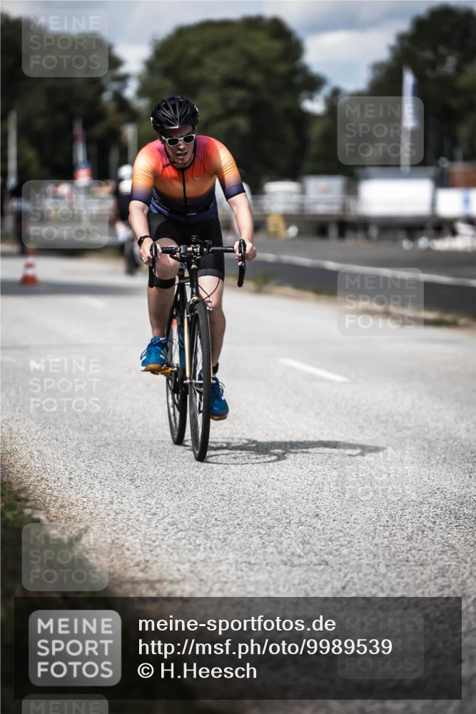16.08.2026 - KN Förde Triathlon 2026 H.Heesch http://msf.ph/oto/9989539 16.08.2026 13:21:21 Radfahren 592, 603, 703 meine-sportfotos.de