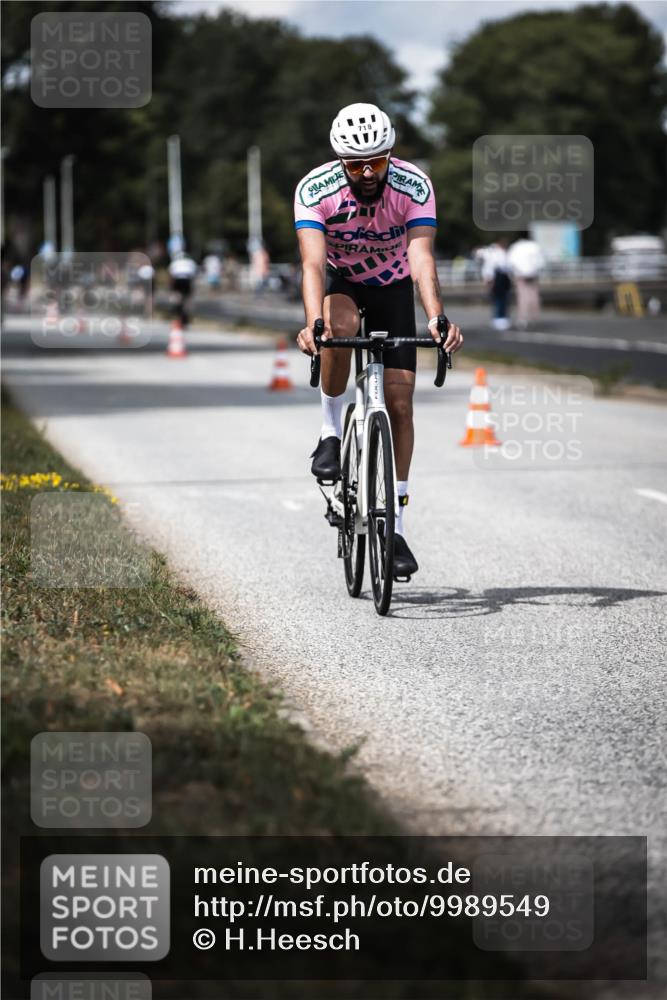 16.08.2026 - KN Förde Triathlon 2026 H.Heesch http://msf.ph/oto/9989549 16.08.2026 13:21:33 Radfahren 538, 718 meine-sportfotos.de