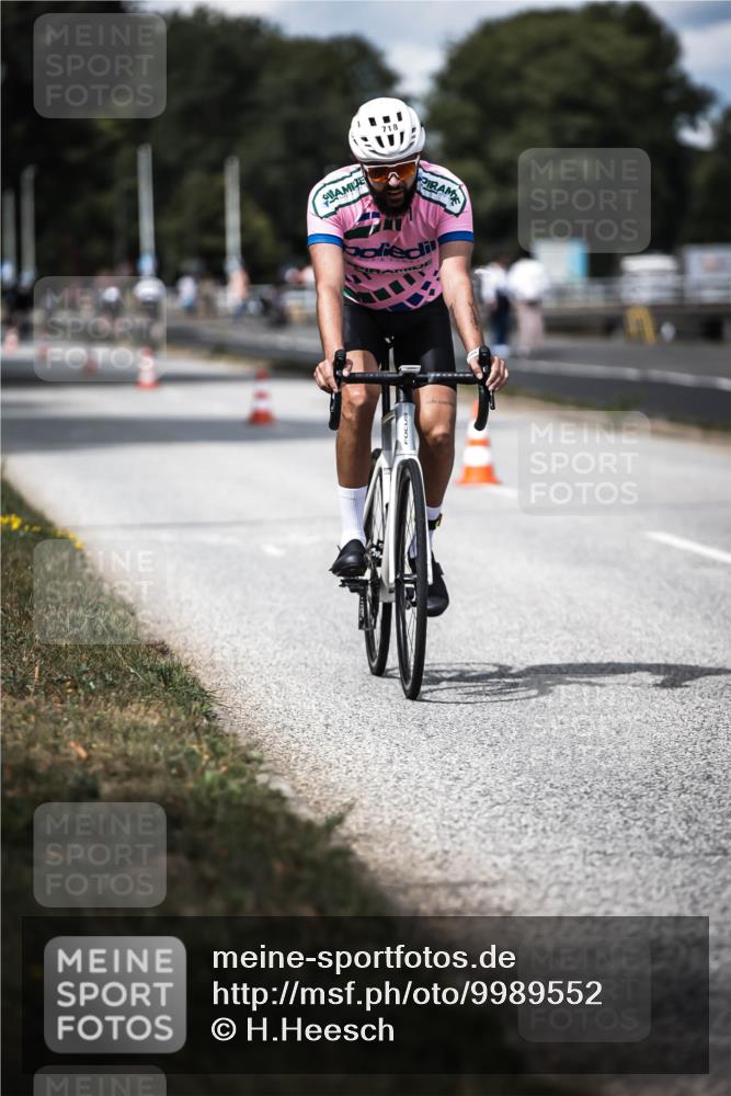 16.08.2026 - KN Förde Triathlon 2026 H.Heesch http://msf.ph/oto/9989552 16.08.2026 13:21:33 Radfahren 538, 718 meine-sportfotos.de