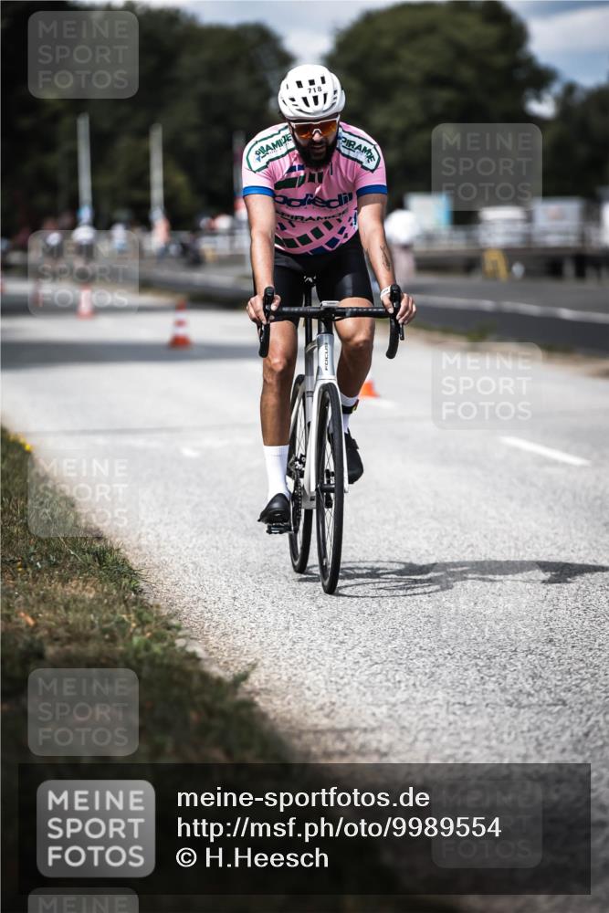 16.08.2026 - KN Förde Triathlon 2026 H.Heesch http://msf.ph/oto/9989554 16.08.2026 13:21:33 Radfahren 538, 718 meine-sportfotos.de