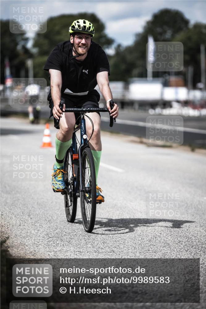 16.08.2026 - KN Förde Triathlon 2026 H.Heesch http://msf.ph/oto/9989583 16.08.2026 13:21:42 Radfahren 595, 704, 705, 730, 736 meine-sportfotos.de