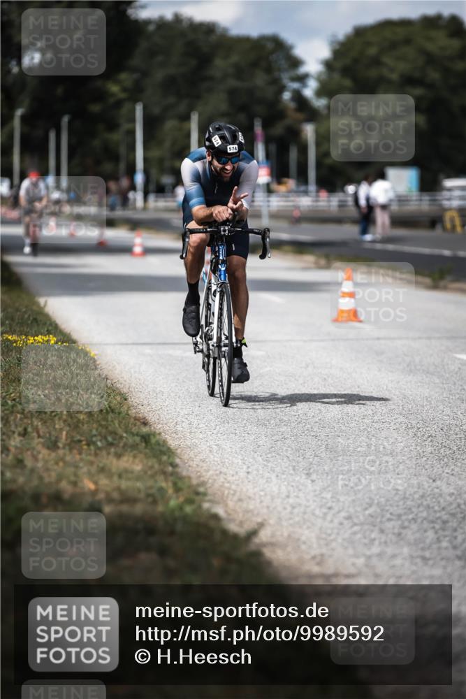 16.08.2026 - KN Förde Triathlon 2026 H.Heesch http://msf.ph/oto/9989592 16.08.2026 13:21:44 Radfahren 595, 704, 705, 730 meine-sportfotos.de