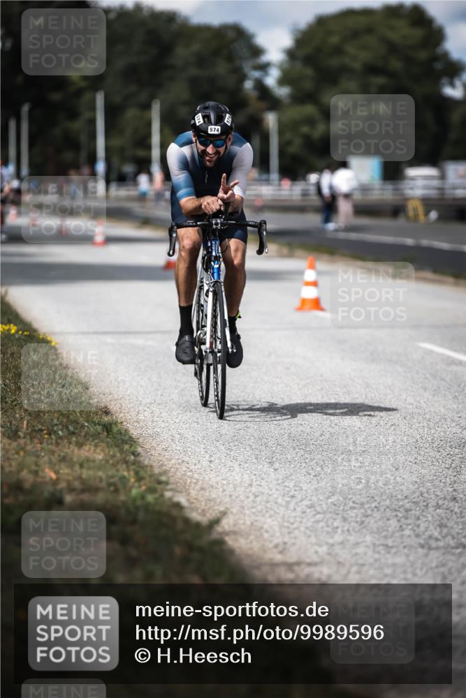 16.08.2026 - KN Förde Triathlon 2026 H.Heesch http://msf.ph/oto/9989596 16.08.2026 13:21:44 Radfahren 595, 704, 705, 730 meine-sportfotos.de