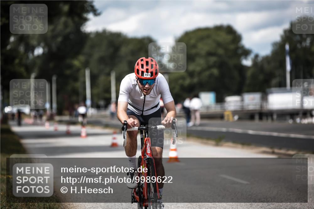 16.08.2026 - KN Förde Triathlon 2026 H.Heesch http://msf.ph/oto/9989622 16.08.2026 13:21:50 Radfahren 555 meine-sportfotos.de