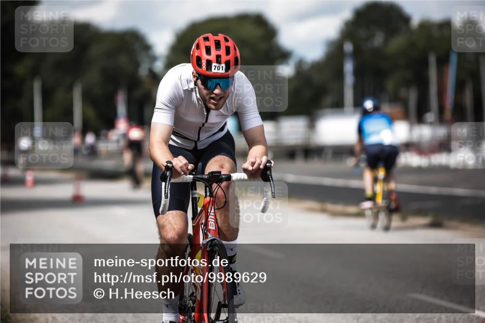 16.08.2026 - KN Förde Triathlon 2026 H.Heesch http://msf.ph/oto/9989629 16.08.2026 13:21:50 Radfahren 555 meine-sportfotos.de