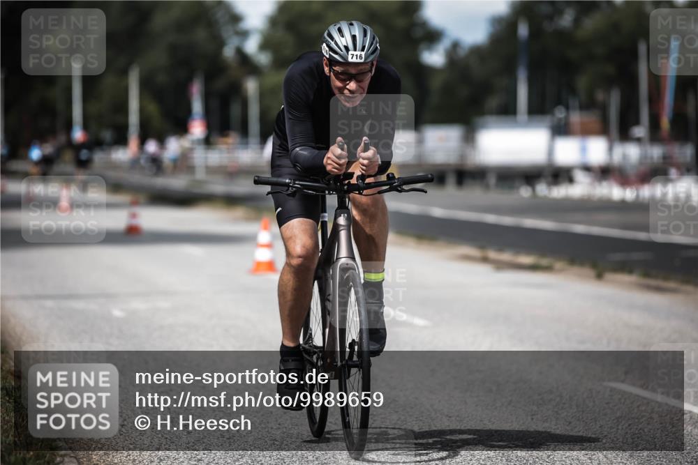16.08.2026 - KN Förde Triathlon 2026 H.Heesch http://msf.ph/oto/9989659 16.08.2026 13:22:06 Radfahren 506, 577, 716 meine-sportfotos.de