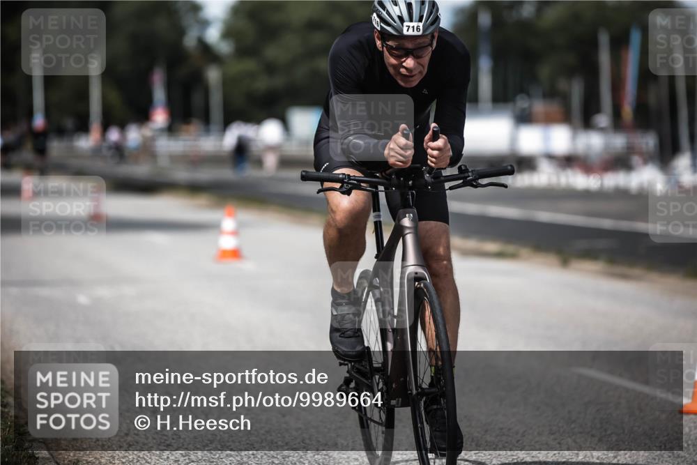 16.08.2026 - KN Förde Triathlon 2026 H.Heesch http://msf.ph/oto/9989664 16.08.2026 13:22:06 Radfahren 506, 577, 716 meine-sportfotos.de