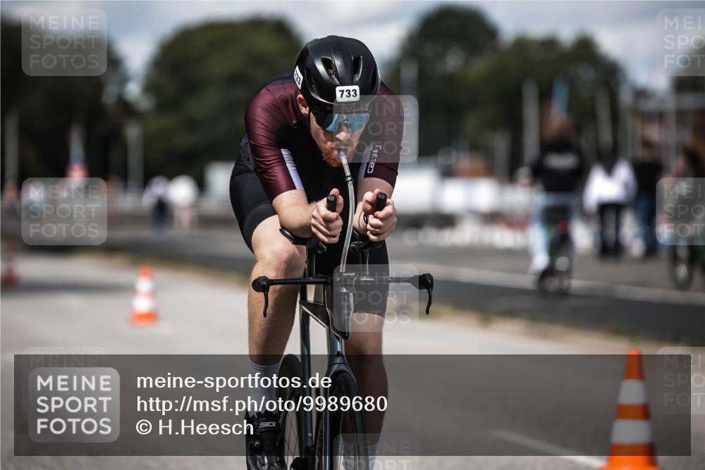 16.08.2026 - KN Förde Triathlon 2026 H.Heesch http://msf.ph/oto/9989680 16.08.2026 13:22:15 Radfahren  meine-sportfotos.de