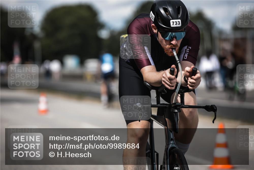16.08.2026 - KN Förde Triathlon 2026 H.Heesch http://msf.ph/oto/9989684 16.08.2026 13:22:15 Radfahren  meine-sportfotos.de