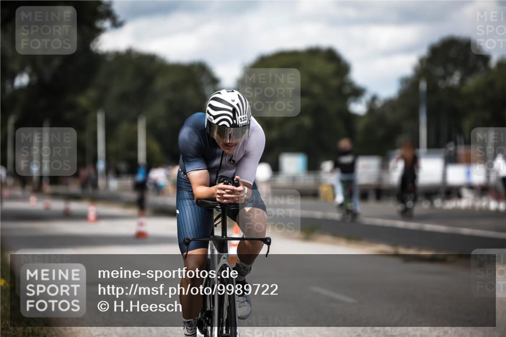 16.08.2026 - KN Förde Triathlon 2026 H.Heesch http://msf.ph/oto/9989722 16.08.2026 13:22:22 Radfahren 548, 599 meine-sportfotos.de
