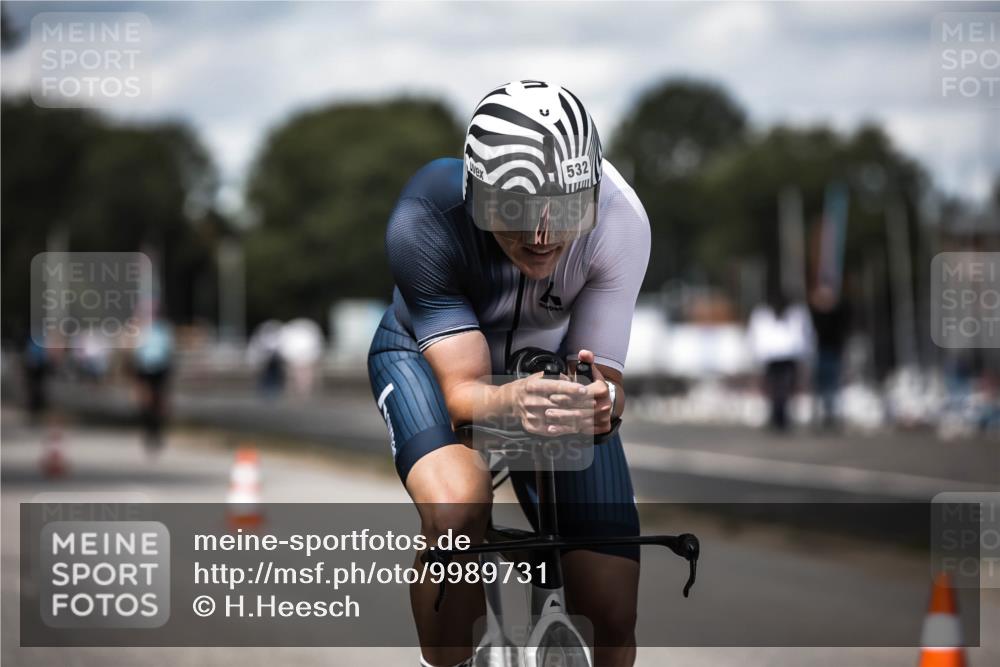 16.08.2026 - KN Förde Triathlon 2026 H.Heesch http://msf.ph/oto/9989731 16.08.2026 13:22:22 Radfahren 548, 599 meine-sportfotos.de