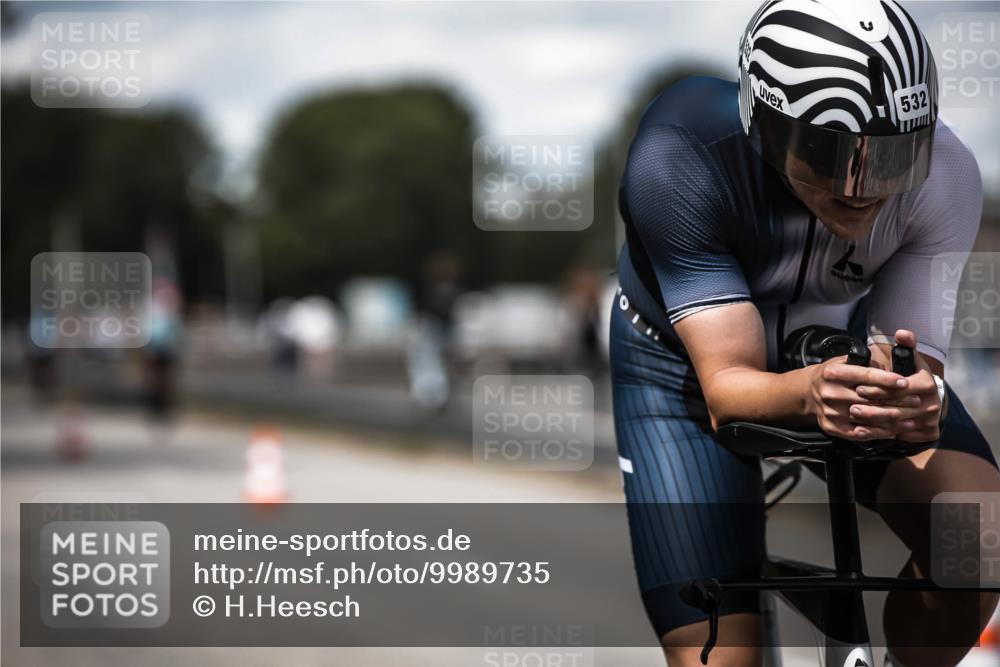 16.08.2026 - KN Förde Triathlon 2026 H.Heesch http://msf.ph/oto/9989735 16.08.2026 13:22:22 Radfahren 548, 599 meine-sportfotos.de