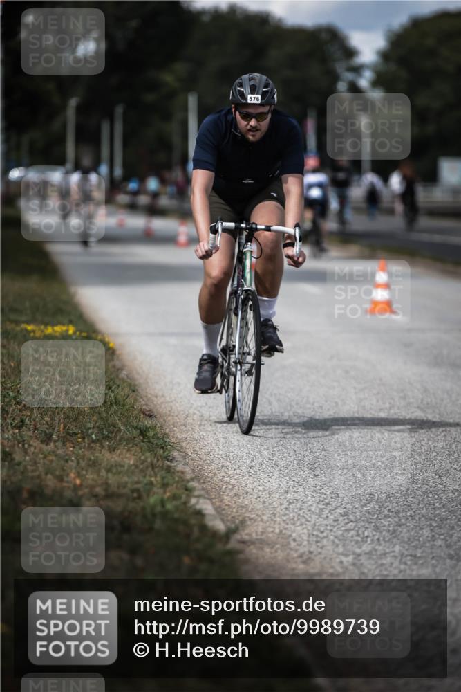 16.08.2026 - KN Förde Triathlon 2026 H.Heesch http://msf.ph/oto/9989739 16.08.2026 13:22:32 Radfahren 576, 601, 721 meine-sportfotos.de