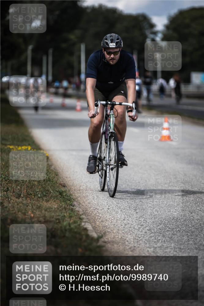 16.08.2026 - KN Förde Triathlon 2026 H.Heesch http://msf.ph/oto/9989740 16.08.2026 13:22:32 Radfahren 576, 601, 721 meine-sportfotos.de