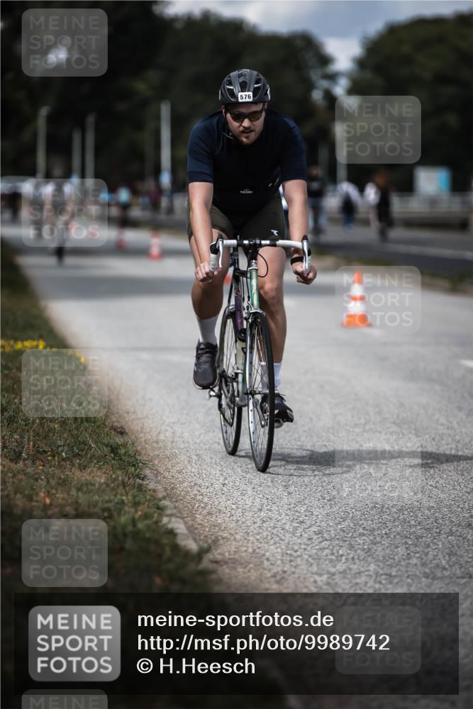 16.08.2026 - KN Förde Triathlon 2026 H.Heesch http://msf.ph/oto/9989742 16.08.2026 13:22:32 Radfahren 576, 601, 721 meine-sportfotos.de