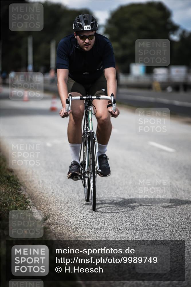 16.08.2026 - KN Förde Triathlon 2026 H.Heesch http://msf.ph/oto/9989749 16.08.2026 13:22:32 Radfahren 576, 601, 721 meine-sportfotos.de
