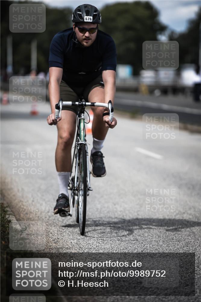 16.08.2026 - KN Förde Triathlon 2026 H.Heesch http://msf.ph/oto/9989752 16.08.2026 13:22:32 Radfahren 576, 601, 721 meine-sportfotos.de