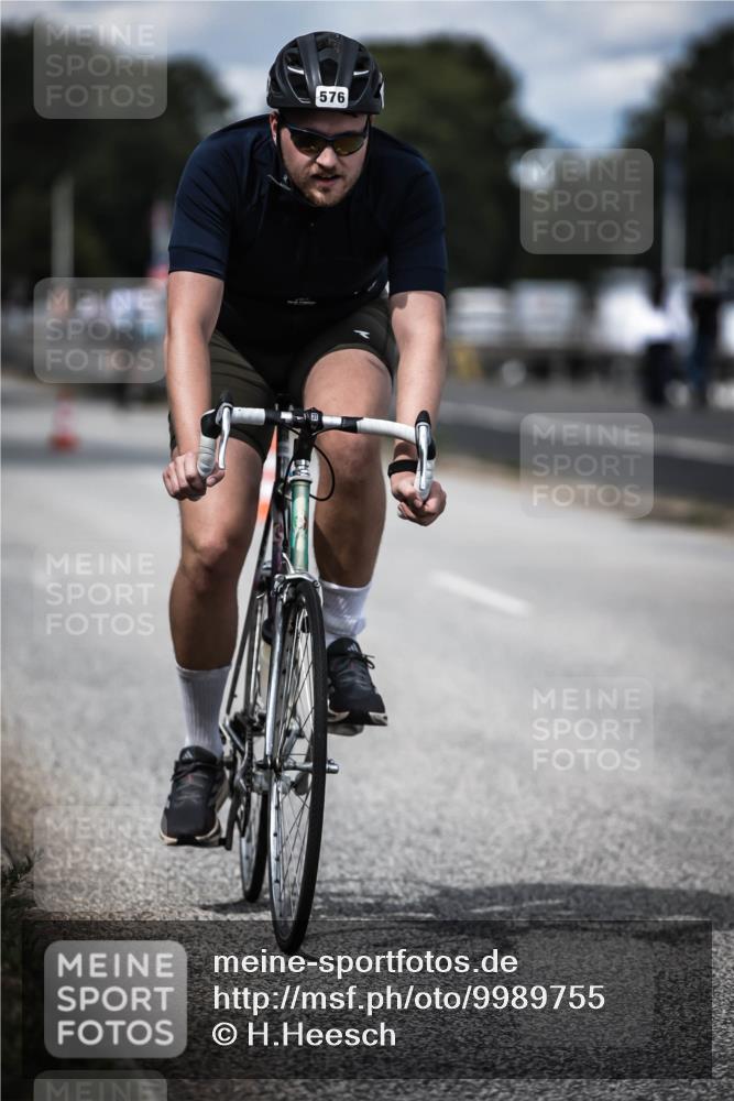 16.08.2026 - KN Förde Triathlon 2026 H.Heesch http://msf.ph/oto/9989755 16.08.2026 13:22:33 Radfahren 576, 601, 721 meine-sportfotos.de