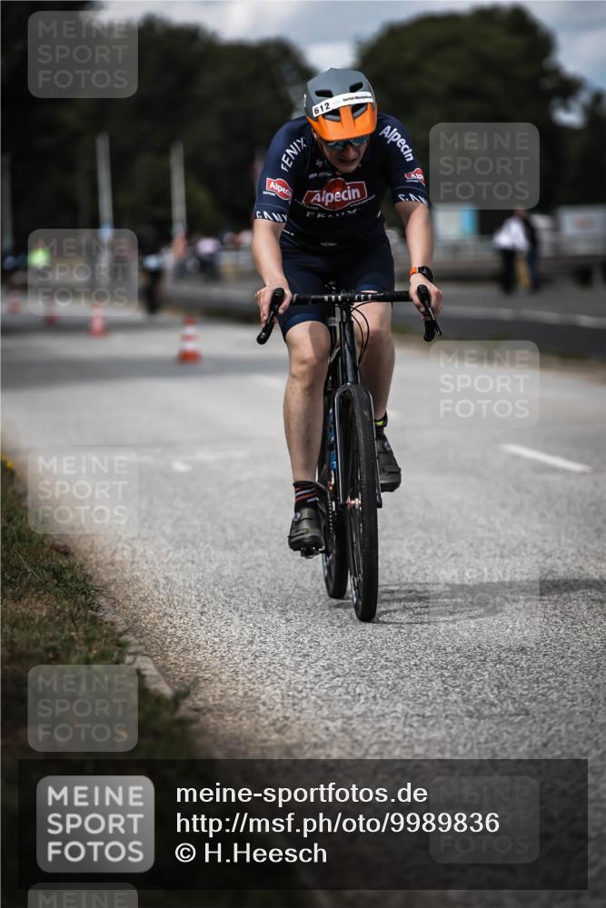 16.08.2026 - KN Förde Triathlon 2026 H.Heesch http://msf.ph/oto/9989836 16.08.2026 13:22:54 Radfahren 550, 612 meine-sportfotos.de